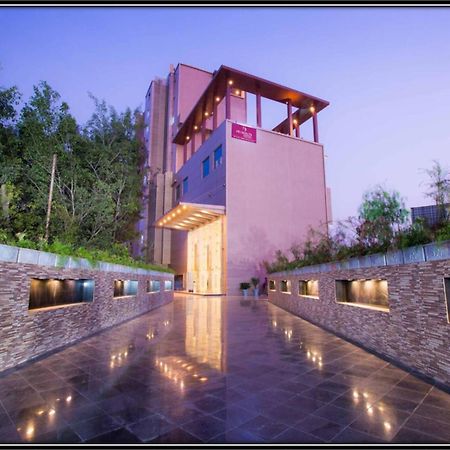 Regenta Central Grand Exotica Pimpri-Chinchwad Ngoại thất bức ảnh
