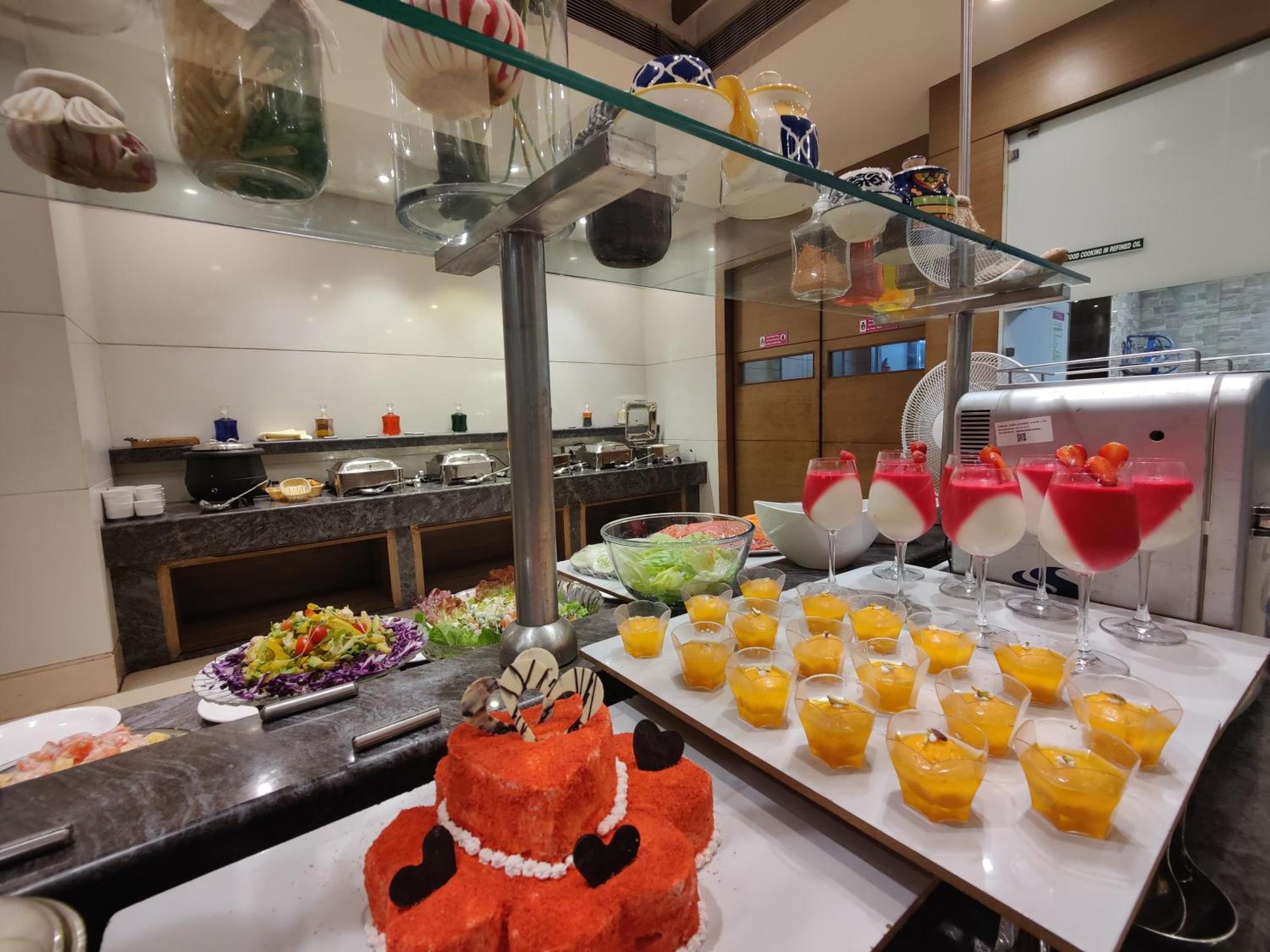 Regenta Central Grand Exotica Pimpri-Chinchwad Ngoại thất bức ảnh