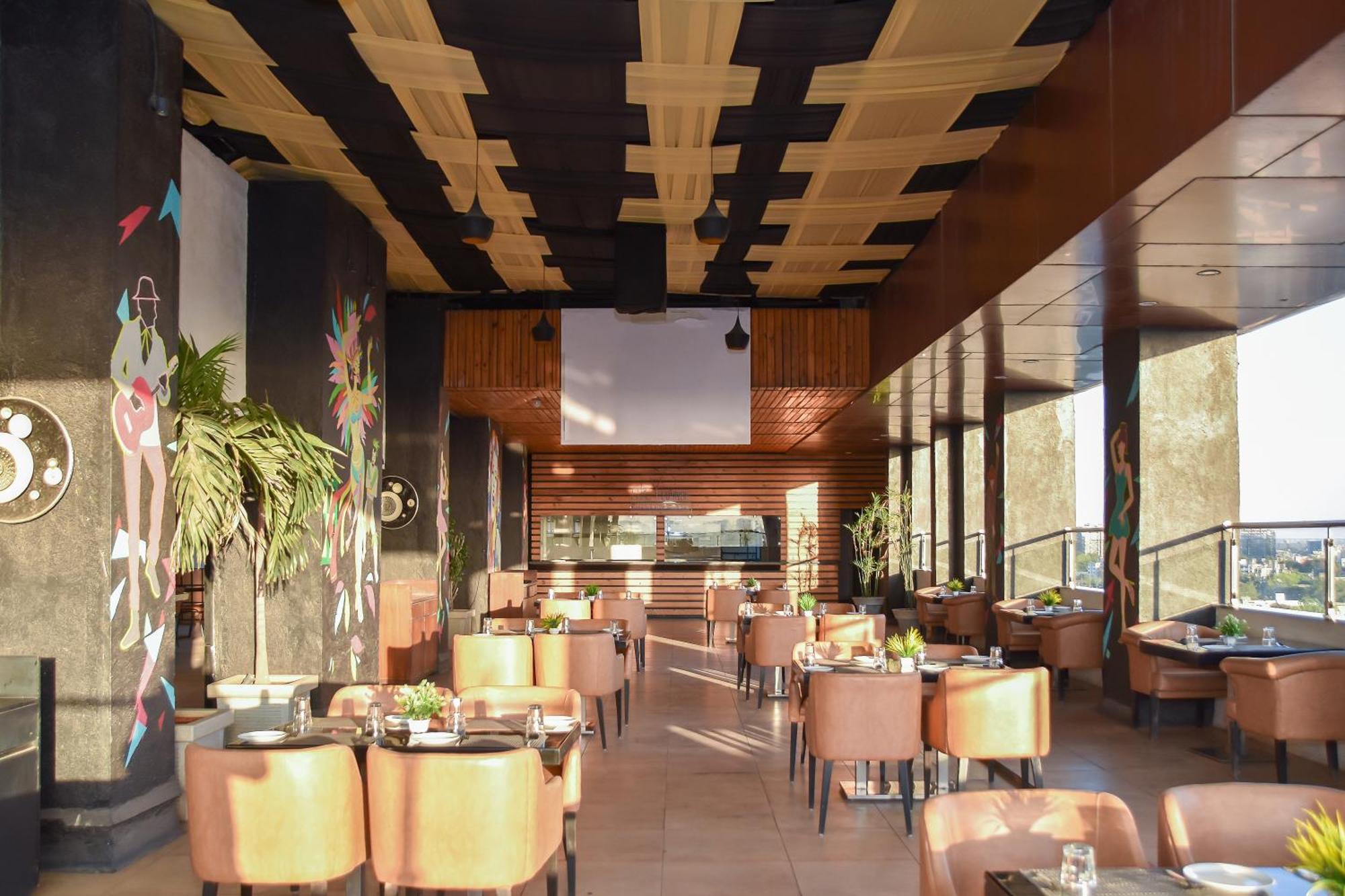 Regenta Central Grand Exotica Pimpri-Chinchwad Ngoại thất bức ảnh