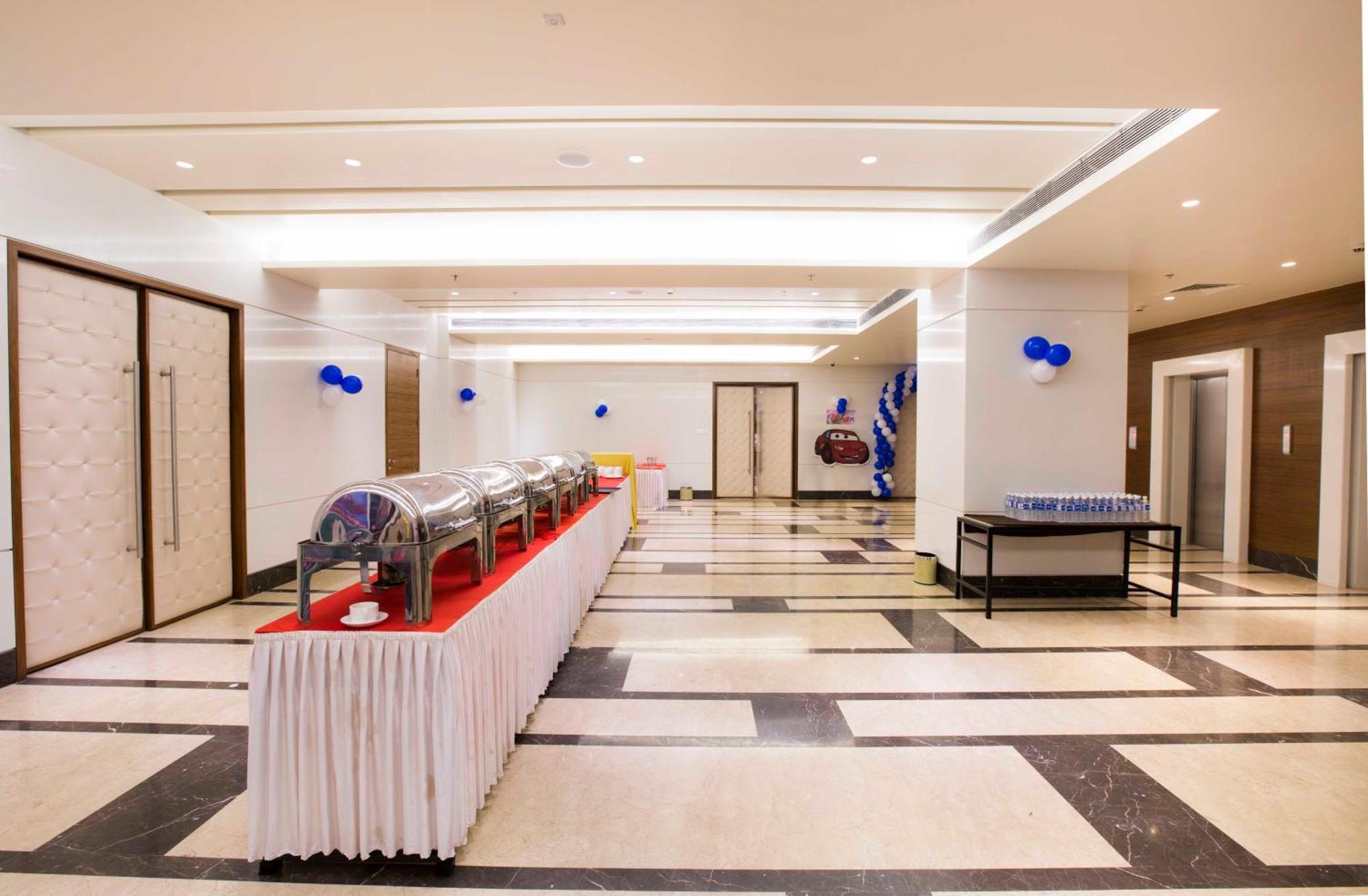 Regenta Central Grand Exotica Pimpri-Chinchwad Ngoại thất bức ảnh