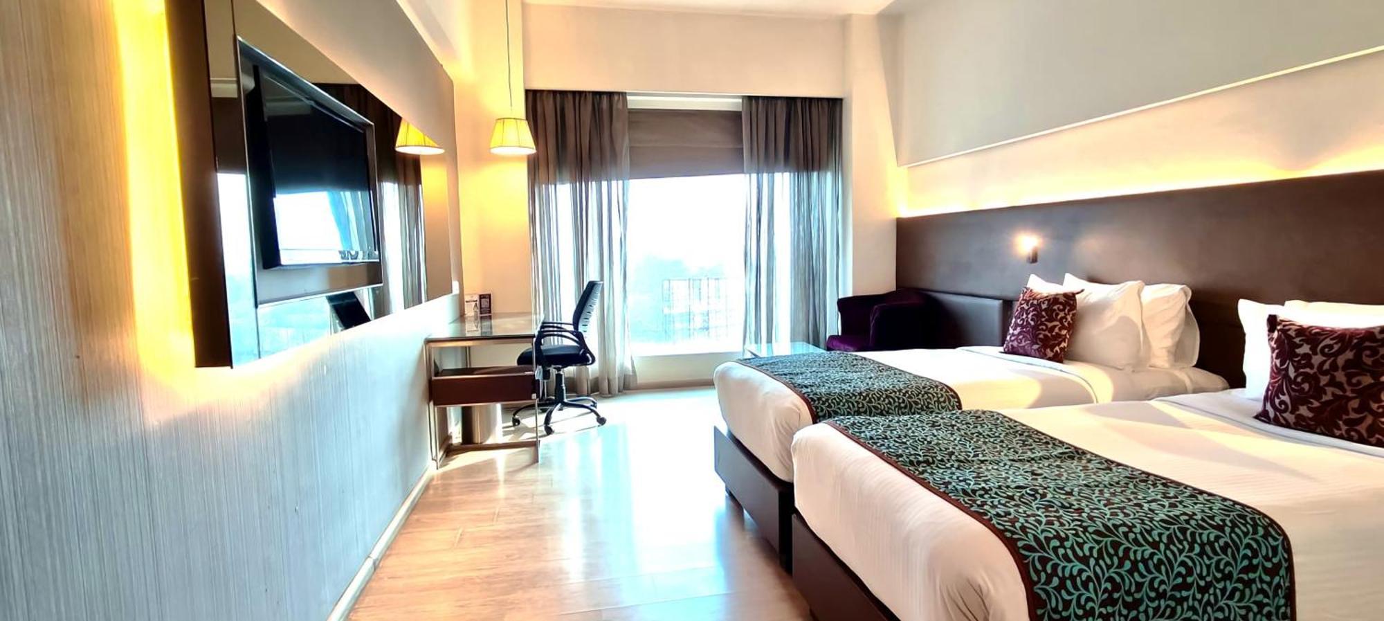 Regenta Central Grand Exotica Pimpri-Chinchwad Ngoại thất bức ảnh