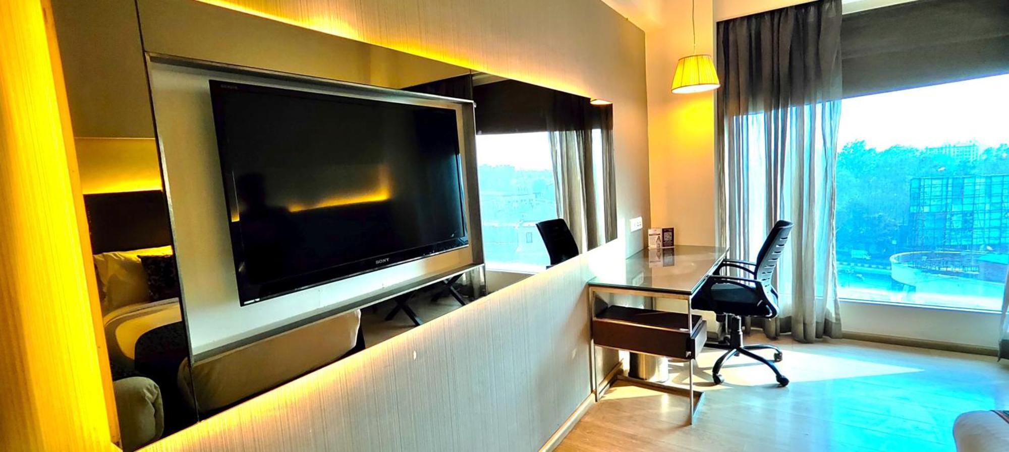 Regenta Central Grand Exotica Pimpri-Chinchwad Ngoại thất bức ảnh
