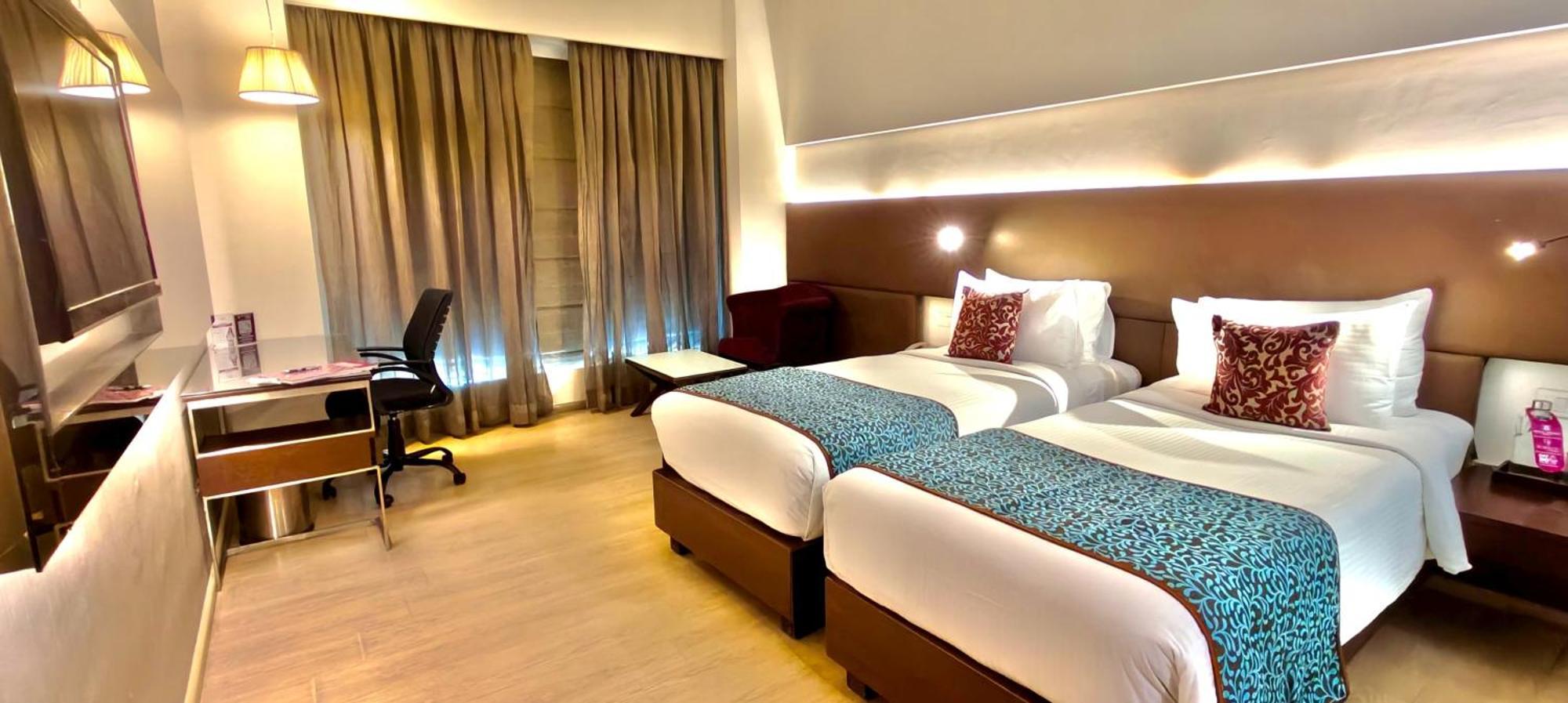 Regenta Central Grand Exotica Pimpri-Chinchwad Ngoại thất bức ảnh