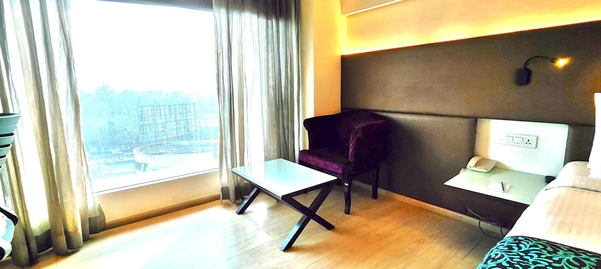 Regenta Central Grand Exotica Pimpri-Chinchwad Ngoại thất bức ảnh